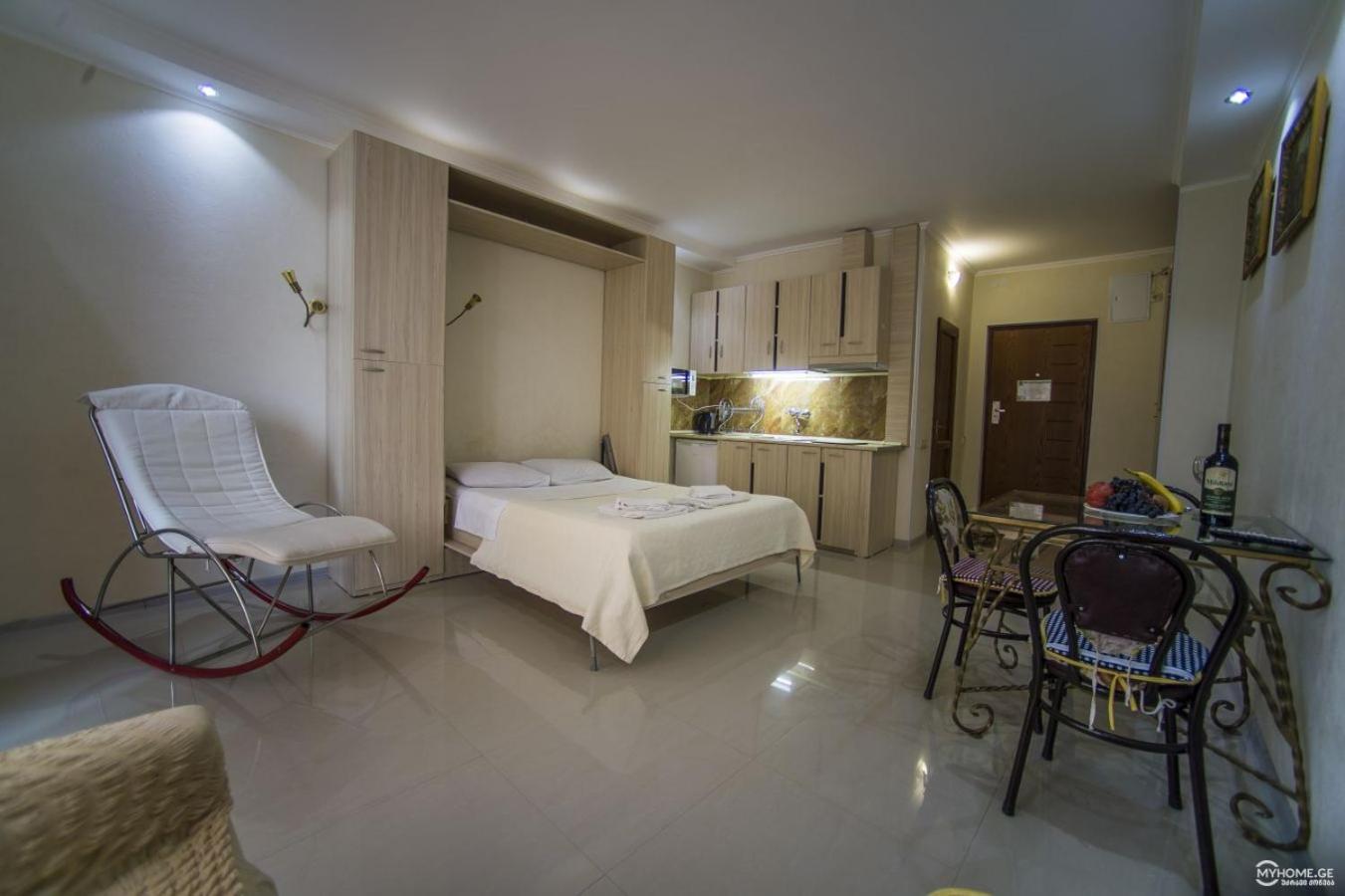 Batumi Royal Apartments Eksteriør billede