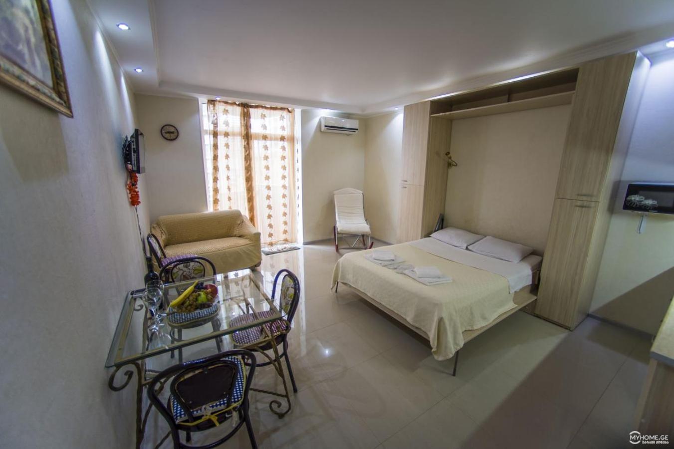 Batumi Royal Apartments Eksteriør billede